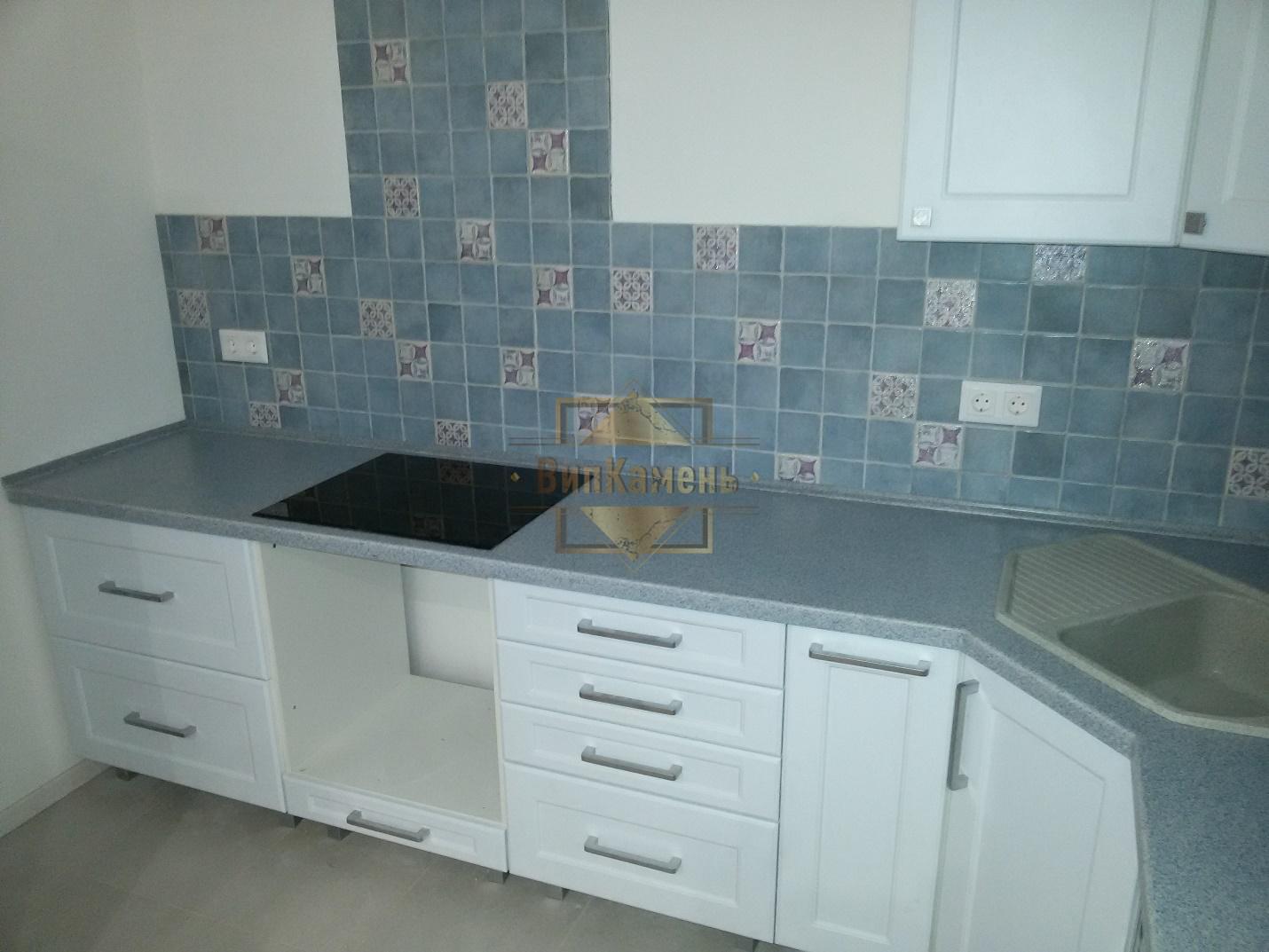 Столешницы для кухни из искусственного камня на заказ в Нижнем ...