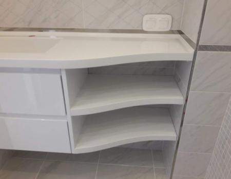 Столешница в ванную комнату из LG HI-Macs S028 Alpine White